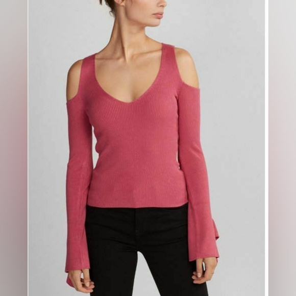 NWT! EXPRESS PINK/PEONY COLORED COLD SHOULDER TOP W/ RUFFLE BELL SLEEVES - Picture 1 of 9